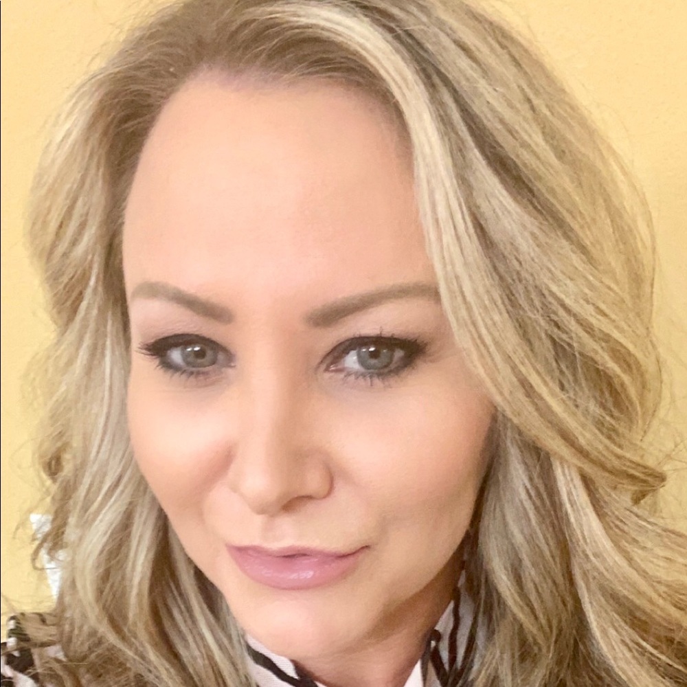 Meet your Posher, Kim